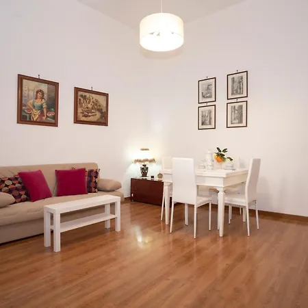 Apartment Donna Rosaria House *
